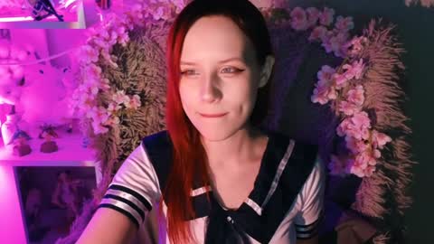 Snapshot of sarakaell chatting on February 5, 7:53 pm Sara online show from February 5, 7:53 pm