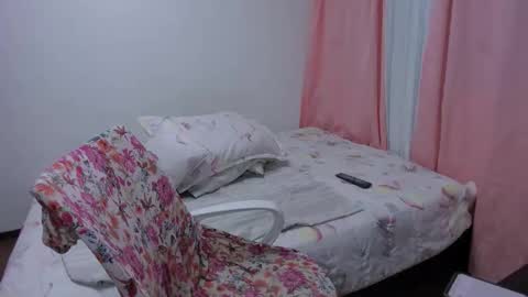 sara luna online show from April 28, 9:08 pm