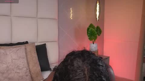 Sara online show from February 4, 11:35 am