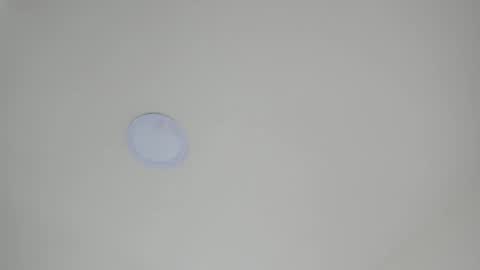 Snapshot of sarasaenz__ chatting on March 7, 11:40 am online show from March 7, 11:40 am