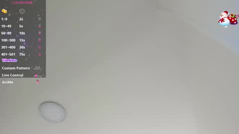 Snapshot of sarasaenz__ chatting on December 14, 11:07 am online show from December 14, 11:07 am