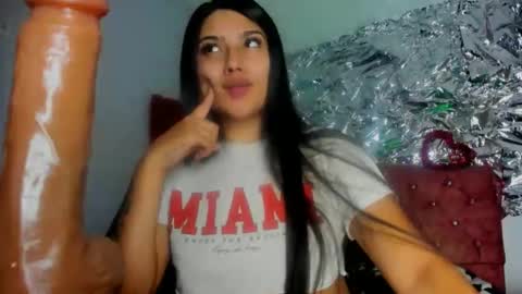 sarastonesx online show from March 26, 5:04 pm