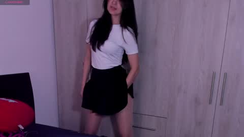 Sara   online show from May 26, 2:38 pm