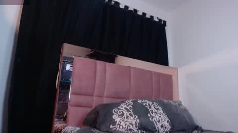 ailanimoon online show from March 16, 7:40 pm