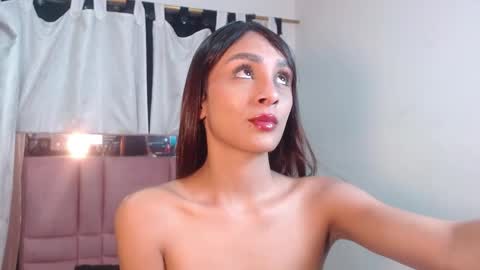 ailanimoon online show from March 11, 9:39 pm