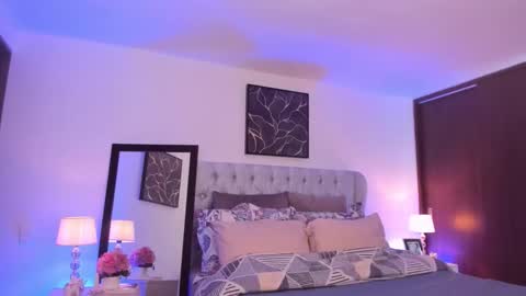 sarha online show from November 11, 4:15 pm