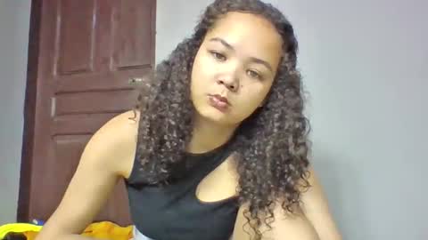 sarhon917962 online show from May 13, 7:36 am