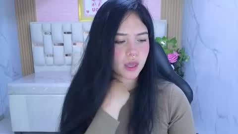 Sara  online show from June 23, 2:42 am
