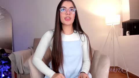 Snapshot of sarita_3 chatting on October 23, 1:00 am Sarita Lozano online show from October 23, 1:00 am
