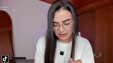 Sarita Lozano online show from July 6, 1:11 am