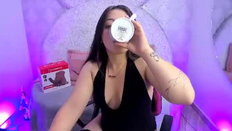 Sara online show from June 22, 3:25 am