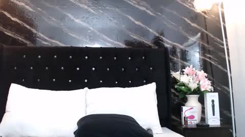 Sara online show from May 26, 1:16 am