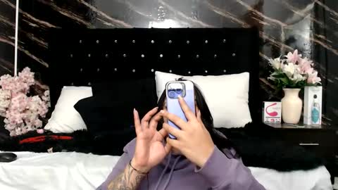 Sara online show from June 6, 5:03 am