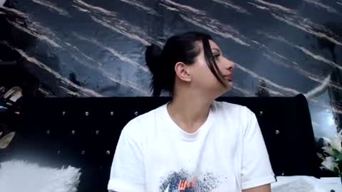 Sara online show from July 31, 7:42 am