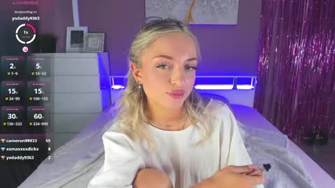 Sasha online show from April 29, 5:30 pm