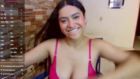 Snapshot of sasha_rose23 chatting on February 24, 6:36 pm Camila online show from February 24, 6:36 pm