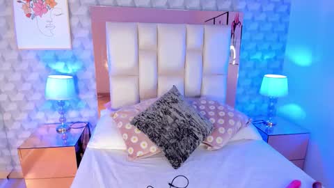 Camila  online show from November 29, 11:58 am