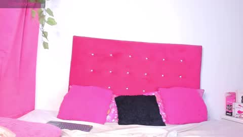 sasha palmer online show from January 12, 1:32 am