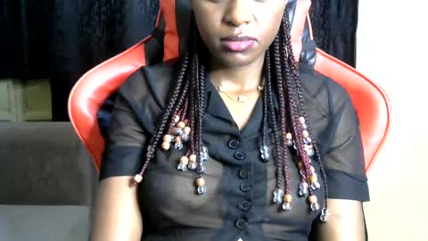 sassy_lyne online show from July 17, 7:35 am