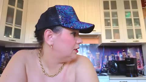 Snapshot of sassy_seasons chatting on March 4, 12:22 pm Anna and Sofia daughter-in-law and mother-in-law while her husband is at work online show from March 4, 12:22 pm