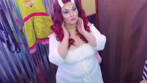 sassylatin45 online show from December 25, 1:31 am