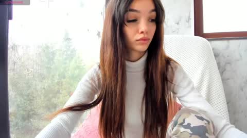Snapshot of sassyt33n chatting on January 11, 10:29 am sassyt33n online show from January 11, 10:29 am