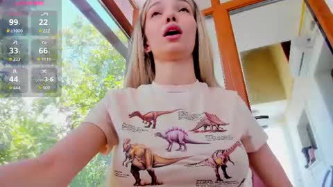 sassyt33n online show from June 11, 8:00 am