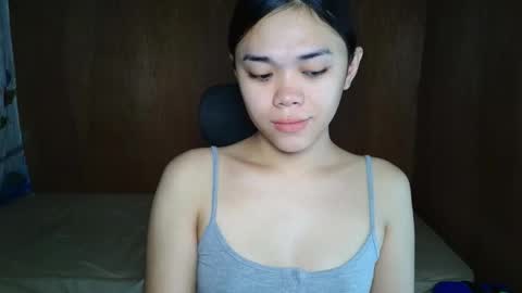 Snapshot of saszzyyumiie chatting on September 16, 1:35 am saszzyyumiie online show from September 16, 1:35 am