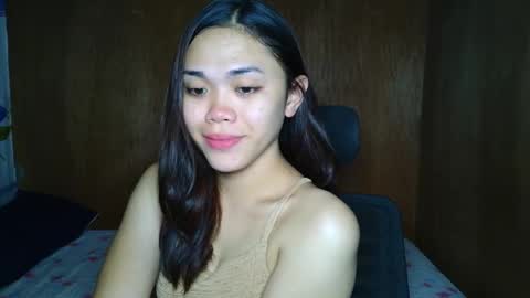 Snapshot of saszzyyumiie chatting on October 27, 11:06 am saszzyyumiie online show from October 27, 11:06 am