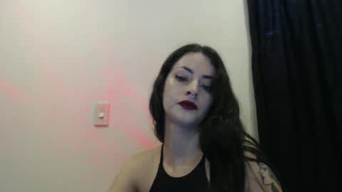 Nia online show from February 14, 10:58 pm