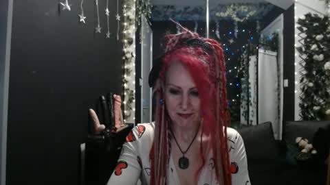 SaucySky online show from February 23, 9:11 pm