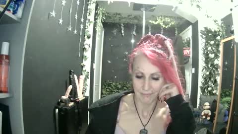 SaucySky online show from May 3, 12:47 am