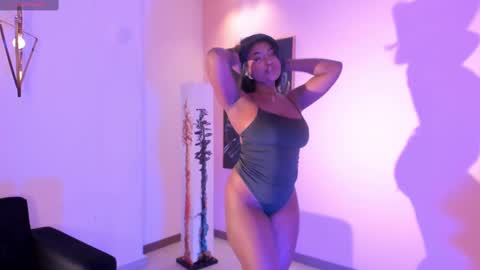 Snapshot of savannahstorm_ chatting on March 10, 12:49 pm S a v a n n a h online show from March 10, 12:49 pm