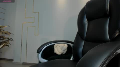Snapshot of savannahstorm_ chatting on September 18, 12:15 pm S a v a n n a h online show from September 18, 12:15 pm
