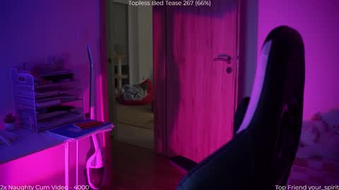 Naomi online show from February 10, 7:39 pm