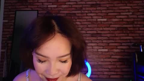 Saya online show from November 12, 9:57 pm