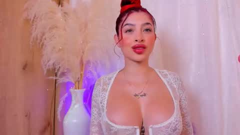 scarleett jones online show from November 13, 9:47 pm