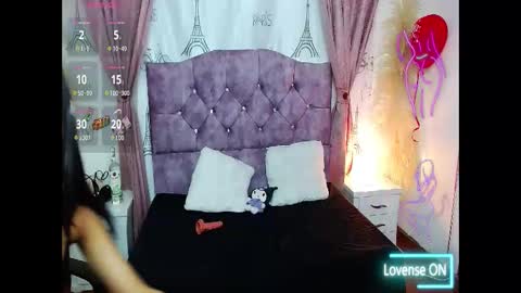 scarlet329665 online show from March 11, 10:56 pm