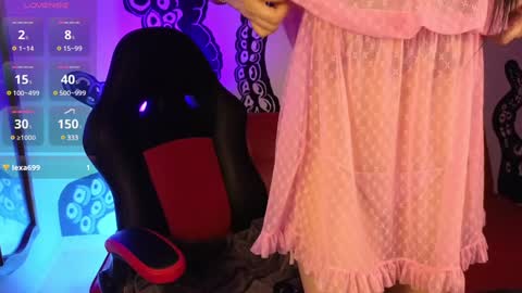 Explicit Content  online show from January 24, 9:17 am