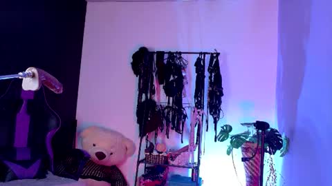 scarlet_gold online show from July 8, 5:26 pm