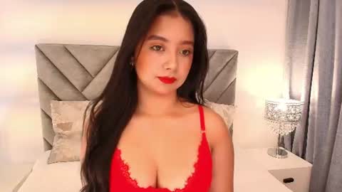 scarlet_queen7 online show from July 21, 6:30 pm