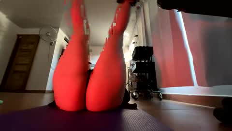 scarlet whisper online show from January 22, 9:55 pm