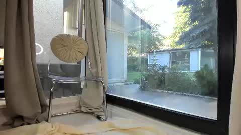 Amira online show from June 14, 5:52 am