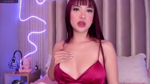 Scarlet  online show from May 30, 8:05 pm