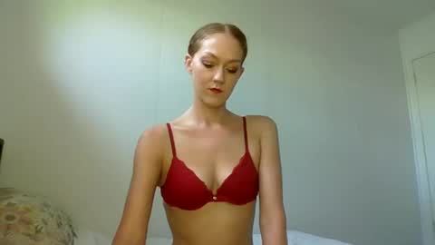 Scarlet Satine online show from December 14, 7:18 am