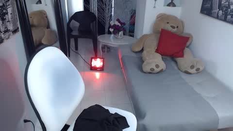Snapshot of scarlett_blackwood chatting on October 1, 12:32 pm scarlett_blackwood online show from October 1, 12:32 pm