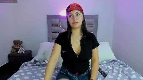 scarlett_rose11 online show from April 28, 5:17 pm