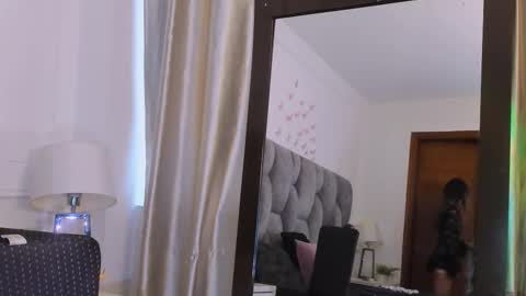 Scarlet  online show from March 18, 9:42 pm