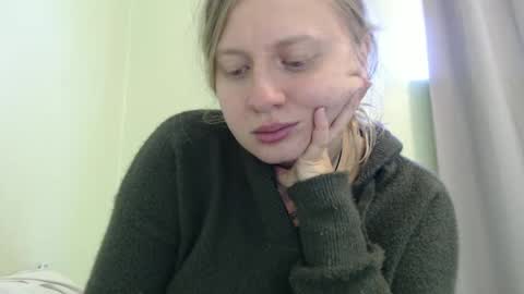 Snapshot of scartit chatting on October 17, 4:43 pm ScarTit Bernhard online show from October 17, 4:43 pm