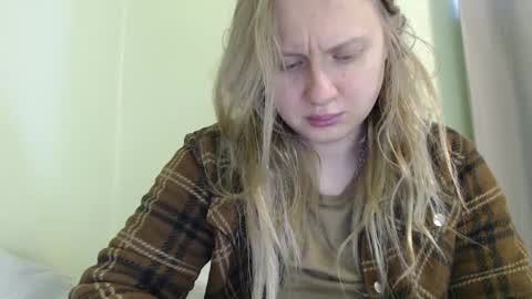 Snapshot of scartit chatting on October 1, 6:46 pm ScarTit Bernhard online show from October 1, 6:46 pm
